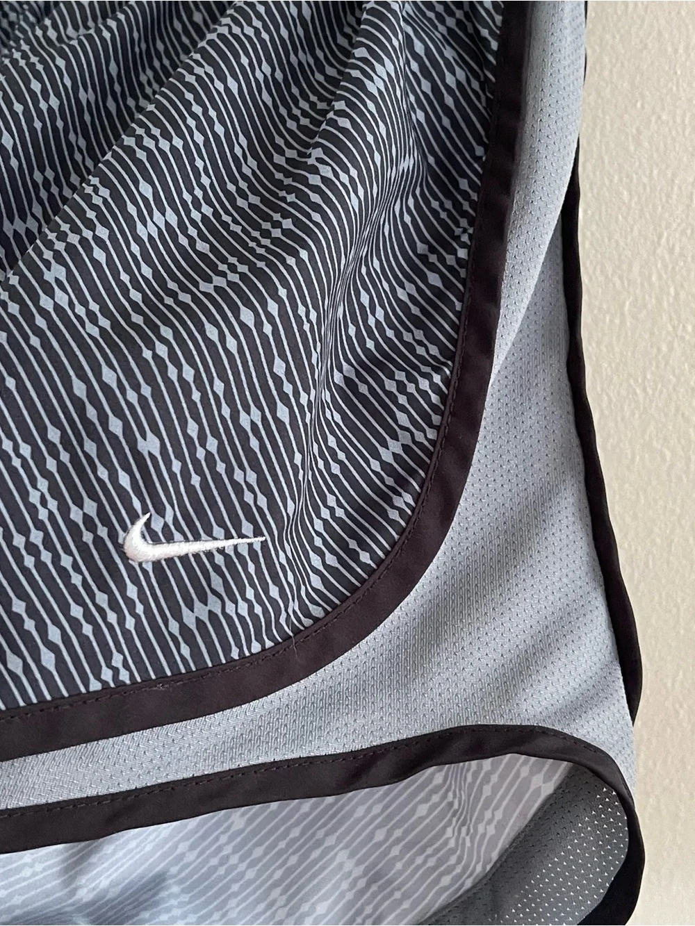 Nike women 3”